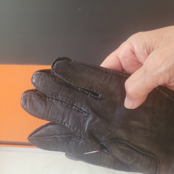 Hermes Black Leather Gloves - Picture 6 of 9